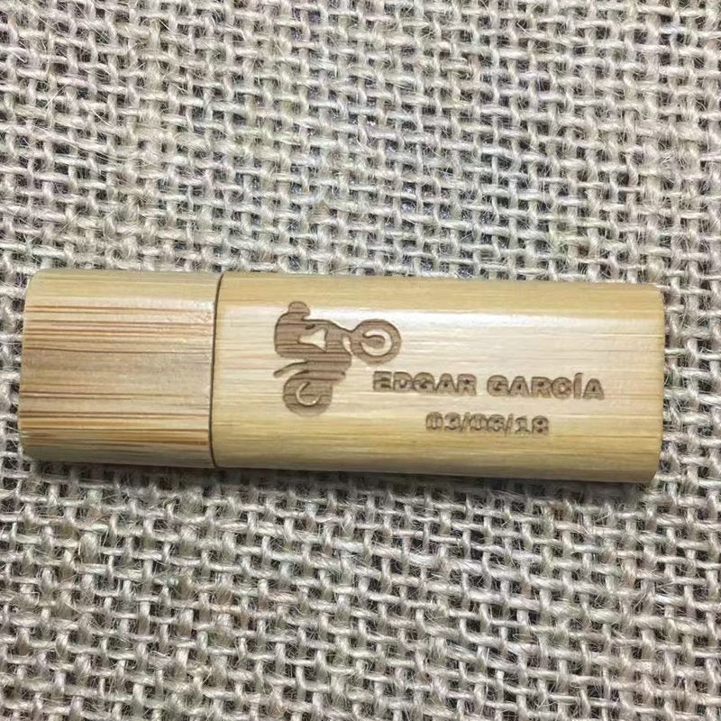 Clé bois bambou personnalisable custom DIY logo promotionnel cadeau entreprise customisable fidélisation durable - lebois-eco.com
