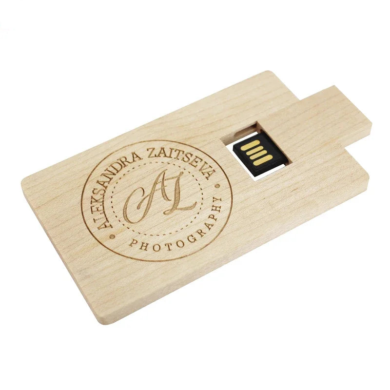 Clé usb bois carte noyer érable rose bambou personnalisable custom logo prénom entreprise cadeau high tech anniversaire film mariage mp3 photo fichier durable - lebois-eco.com