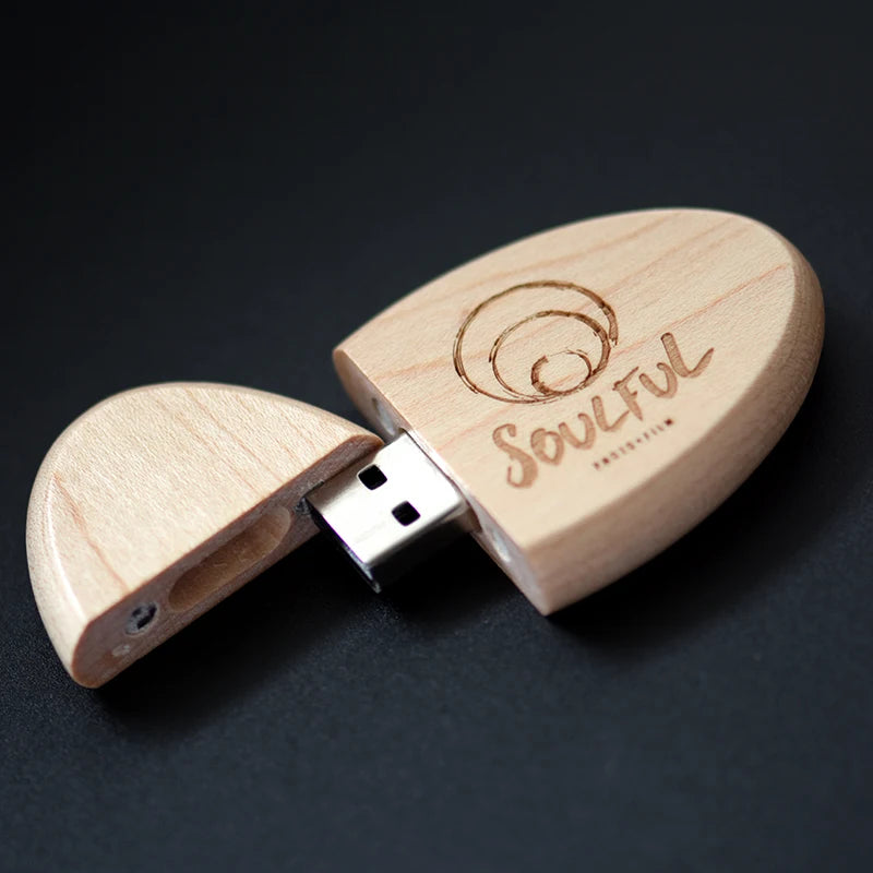 Clé usb ovale bois noyer érable personnalisable logo texte cadeaux promotion entreprise mariage photographe goodies durable - lebois-eco.com