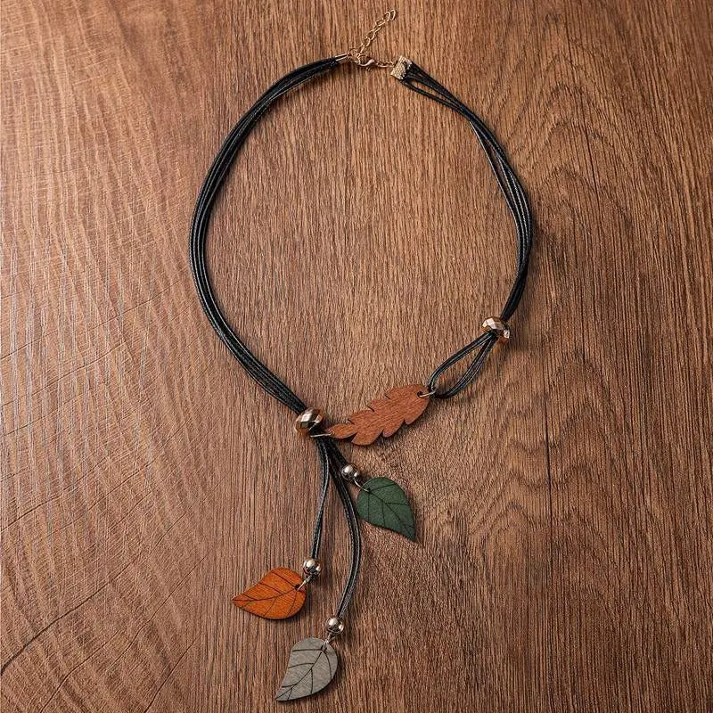 Collier pendentif femme bois coton tressé nature feuillage style bohème cadeau anniversaire mariage événement durable - lebois-eco.com