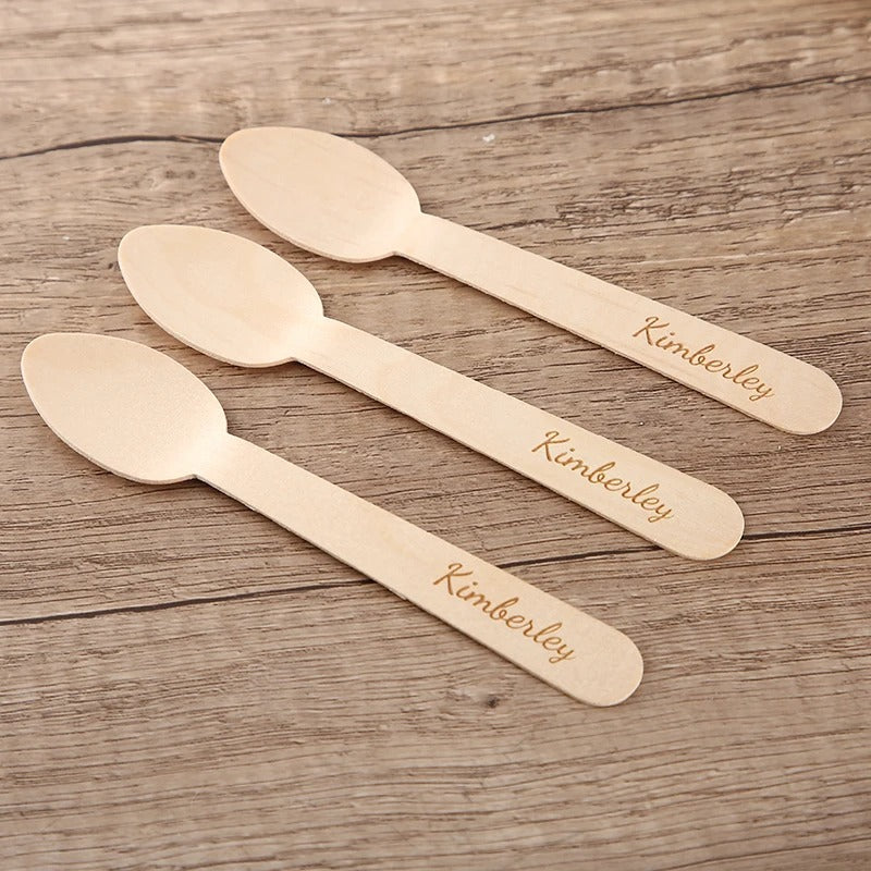 Cuillères fourchettes couverts bois jetables personnalisables logo texte nom prénom repas mariage anniversaire noël événements événementiel écologique - lebois-eco.com