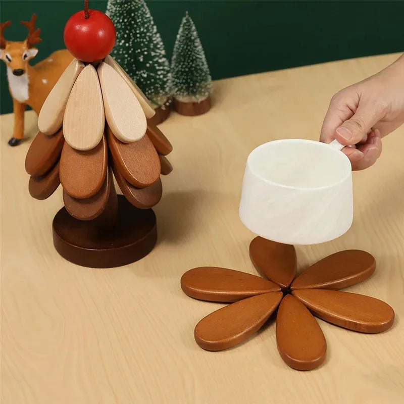 Coffret cadeau de sous-tasses en bois avec socle sapin – idée cadeau artisanale et écologique pour Noël
