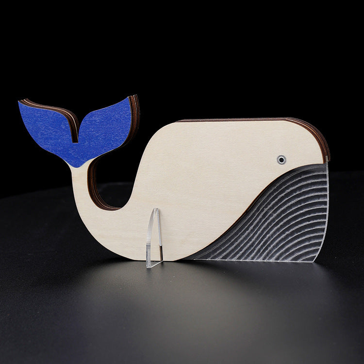 Lampe veilleuse led bois fait main gravure laser animaux pélican toucan baleine chambre enfant bébé cadeau naissance accouchement anniversaire environnement écologie renouvelable responsable - lebois-eco.com