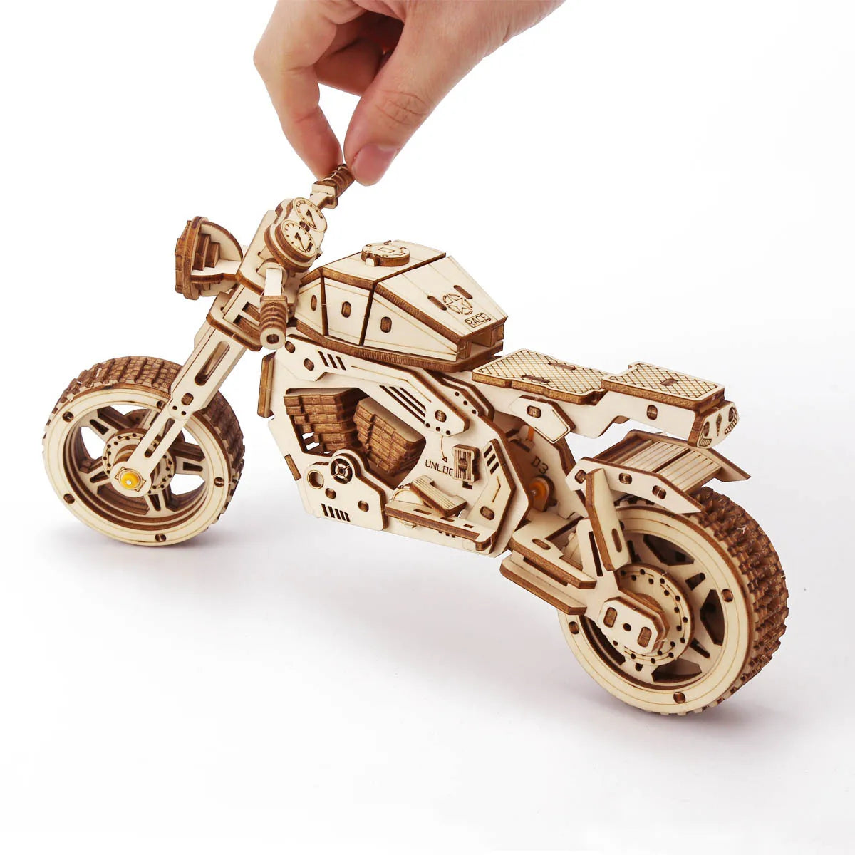 Maquette modélisme bois moto harley davidson sport jouet do it yourself assemblage construction fait main cadeau noël enfant adolescent adulte durable écologique - lebois-eco.com