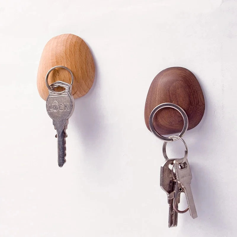 Porte-clé magnétique galet bois noyer hêtre décoration maison intérieur entrée fixation adhésif écologique durable - lebois-eco.com