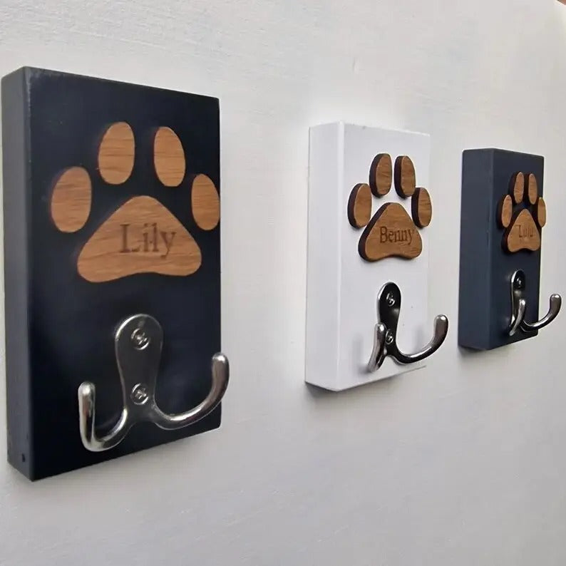 Porte-laisse chien bois personnalisable nom cadeau animal décoration intérieur durable - lebois-eco.com
