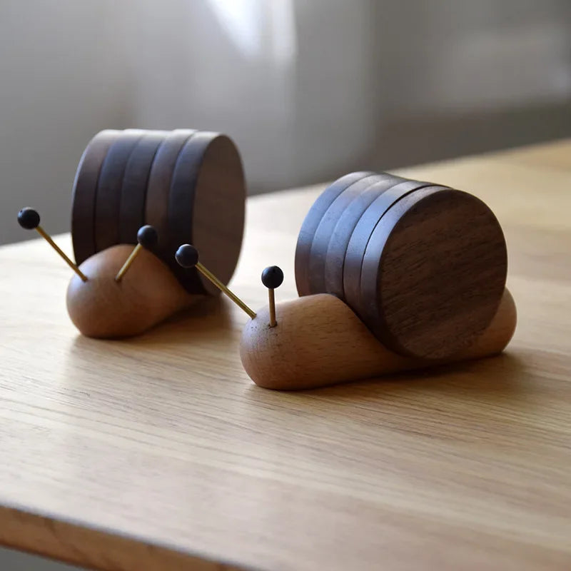 Sous-tasses escargot de bourgogne bois noyer 5 pièces aimantées thé café apéritif boisson décoration table maison écologique durable - lebois-eco.com