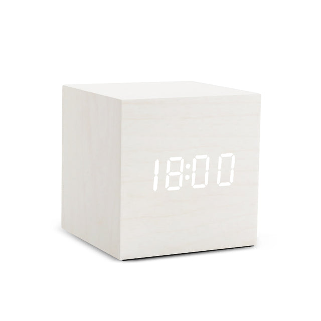Réveil horloge digital bois LED commande vocal USB batterie AAA bureau dormir chambre coucher alarm clock environnement écologie responsable renouvelable - lebois-eco.com