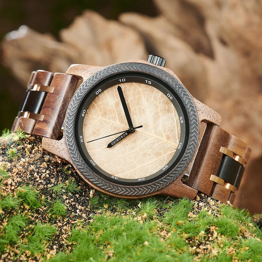 Coffret montre quartz bois ébène noyer incrusté avec véritable feuille arbre unisexe cadeau mariage anniversaire Noël durable - lebois-eco.com