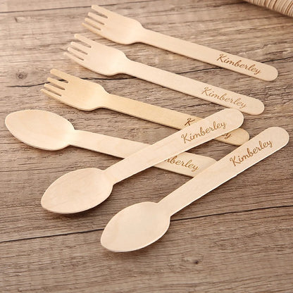 Cuillères fourchettes couverts bois jetables personnalisables logo texte nom prénom repas mariage anniversaire noël événements événementiel écologique - lebois-eco.com