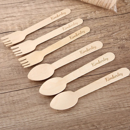 Cuillères fourchettes couverts bois jetables personnalisables logo texte nom prénom repas mariage anniversaire noël événements événementiel écologique - lebois-eco.com