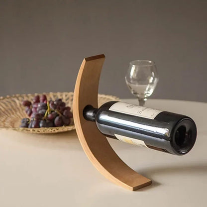Présentoir porte bouteille de vin en bois bambou équilibre parfait dressage table maison restaurant hôtel durable - lebois-eco.com